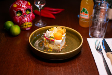 Mexican weeks at Monte Bú