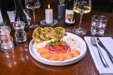Seafood specialities at Monte Bú